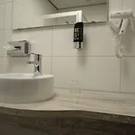 Hague Center Hotel