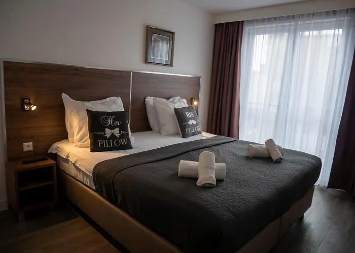 Hague Center 3* Haga