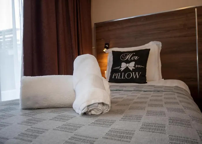 Hotel Hague Center 3*