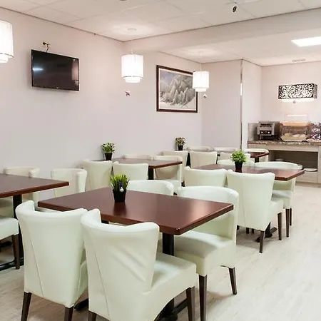 Hague Center Hotel La Haya