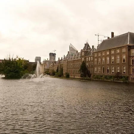 Hotell Hague Center 3*