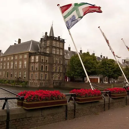 Hotell Hague Center 3*