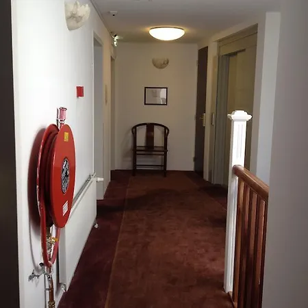 Hague Center Hotell