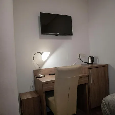 Hotell Hague Center 3*