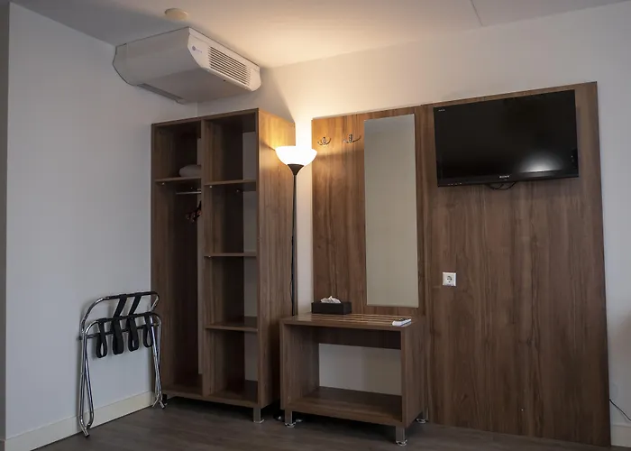 Szálloda Hague Center 3*